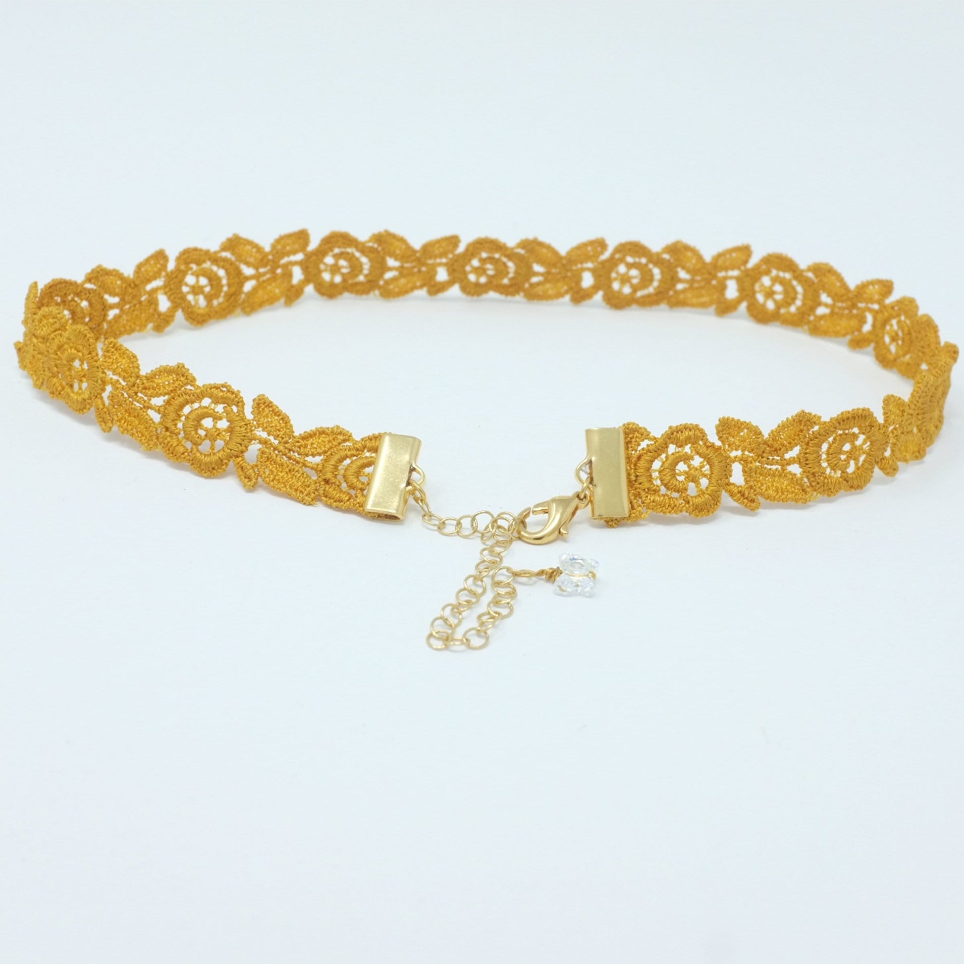 Yellow Lace Flower Necklace with Roses