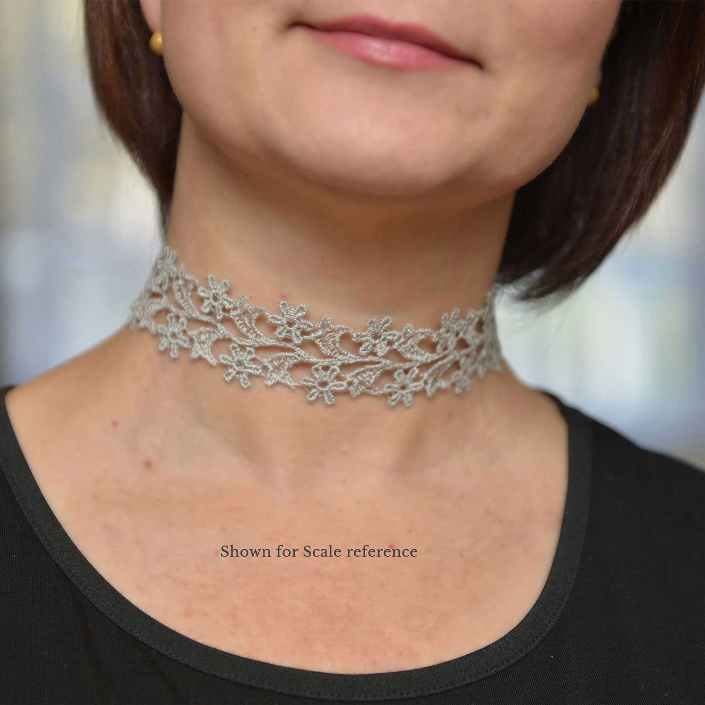 Wide Floral Lace Choker
